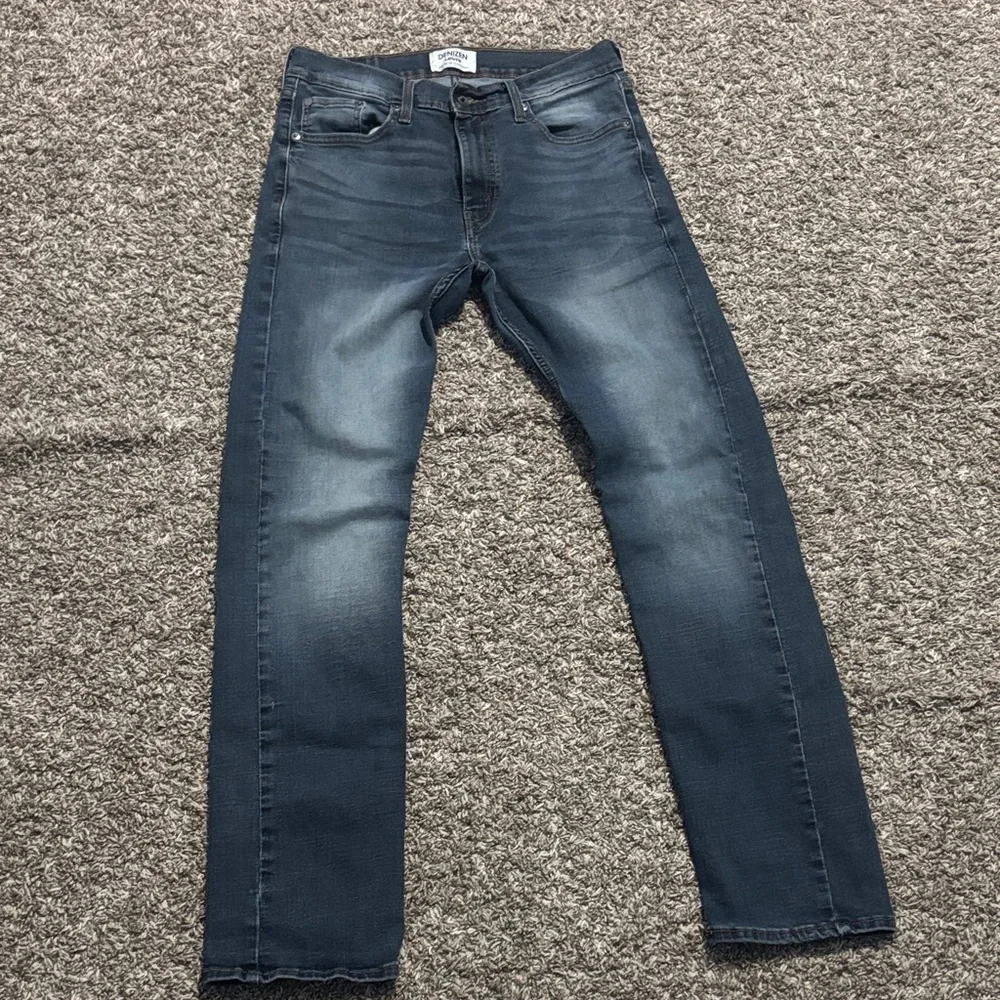 30x32 Denizen from Levi's Dark Blue Slim Jeans